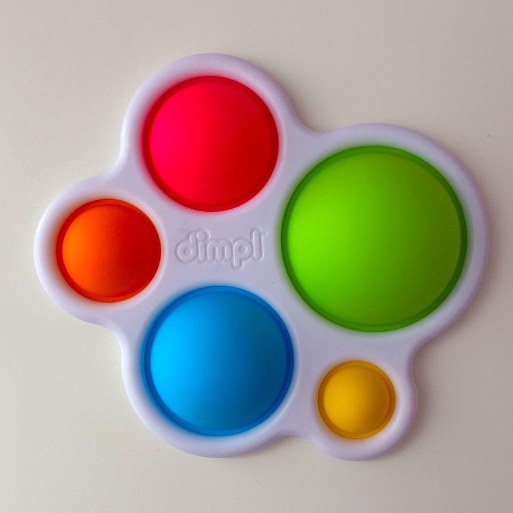 Fat Brain Toys Co. Dimpl